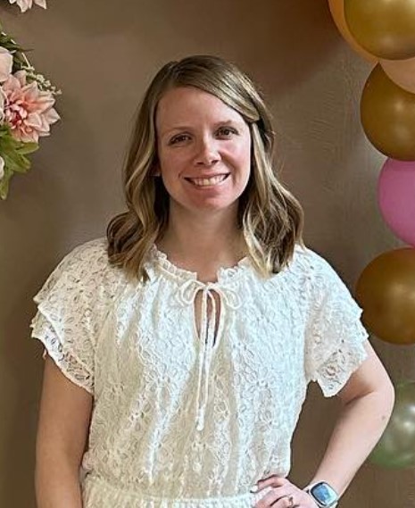 Photograph of Lindsay Asaro